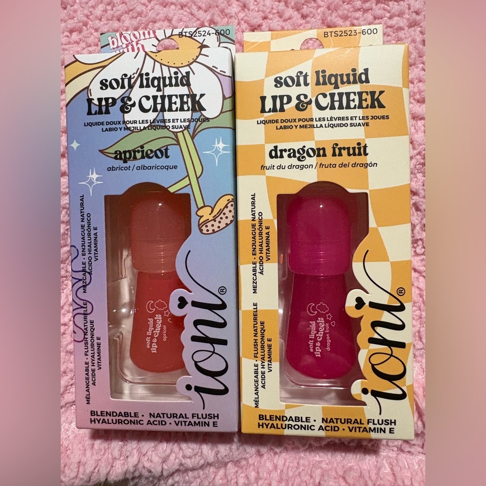 Ioni Soft Liquid Lip & Cheek - Apricot and Dragon Fruit
